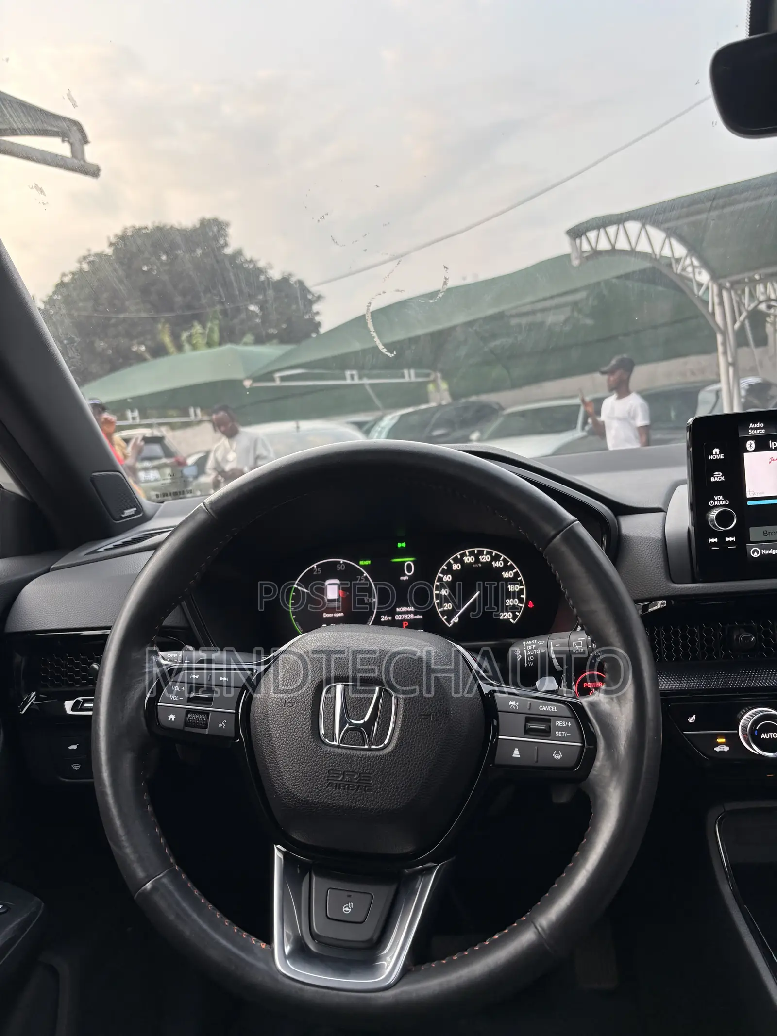 Honda CR-V LX AWD 2024 White