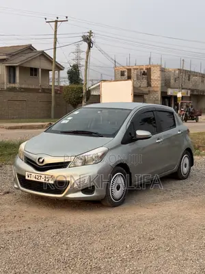 Toyota Vitz 1.3 FWD 5dr 2013