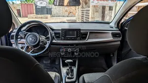 Kia Rio 2018 Blue