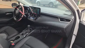 Toyota Corolla 2022 White