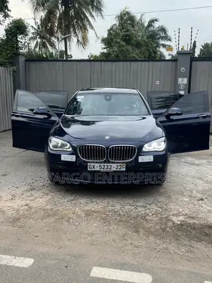 BMW 7 Series 750Li 4dr Sedan (4.4L 8cyl Turbo 8A) 2015 Blue
