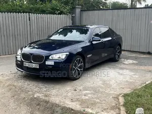 BMW 7 Series 750Li 4dr Sedan (4.4L 8cyl Turbo 8A) 2015 Blue