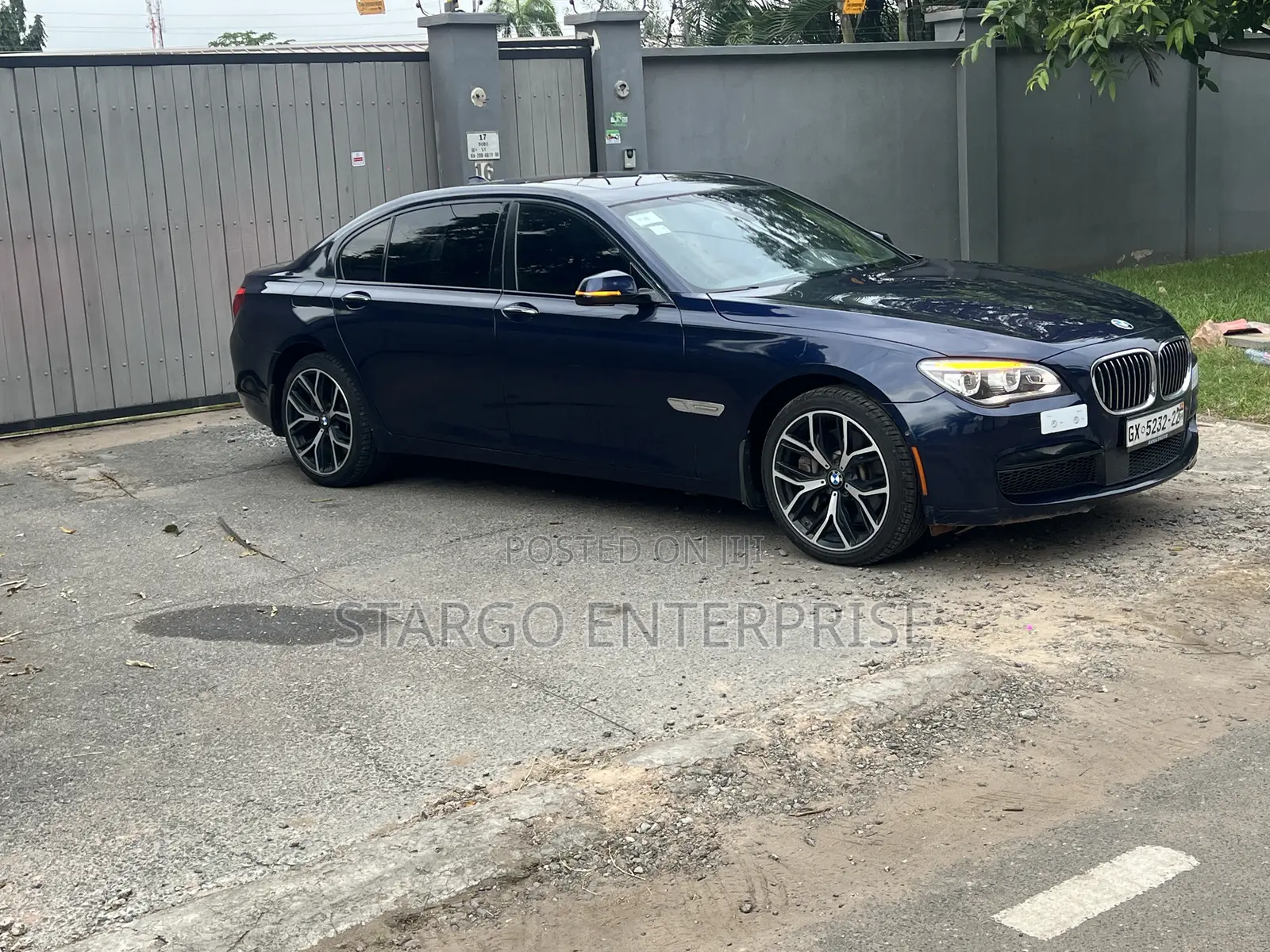 BMW 7 Series 750Li 4dr Sedan (4.4L 8cyl Turbo 8A) 2015 Blue