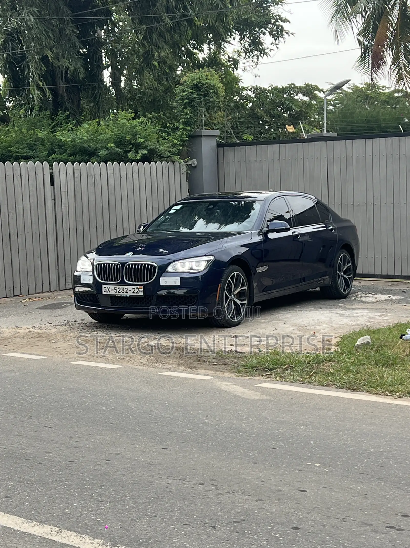 BMW 7 Series 750Li 4dr Sedan (4.4L 8cyl Turbo 8A) 2015 Blue