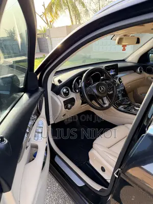 Mercedes-Benz GLC-Class 2019 Black