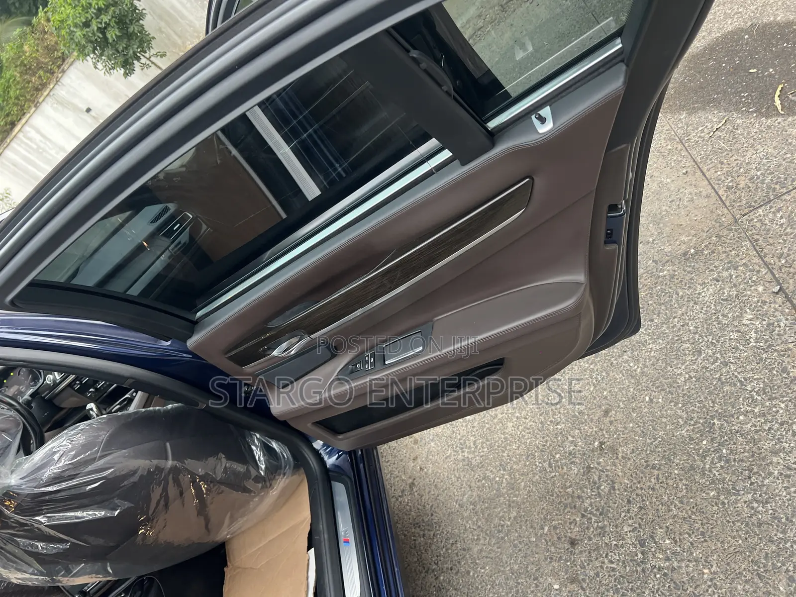 BMW 7 Series 750Li 4dr Sedan (4.4L 8cyl Turbo 8A) 2015 Blue