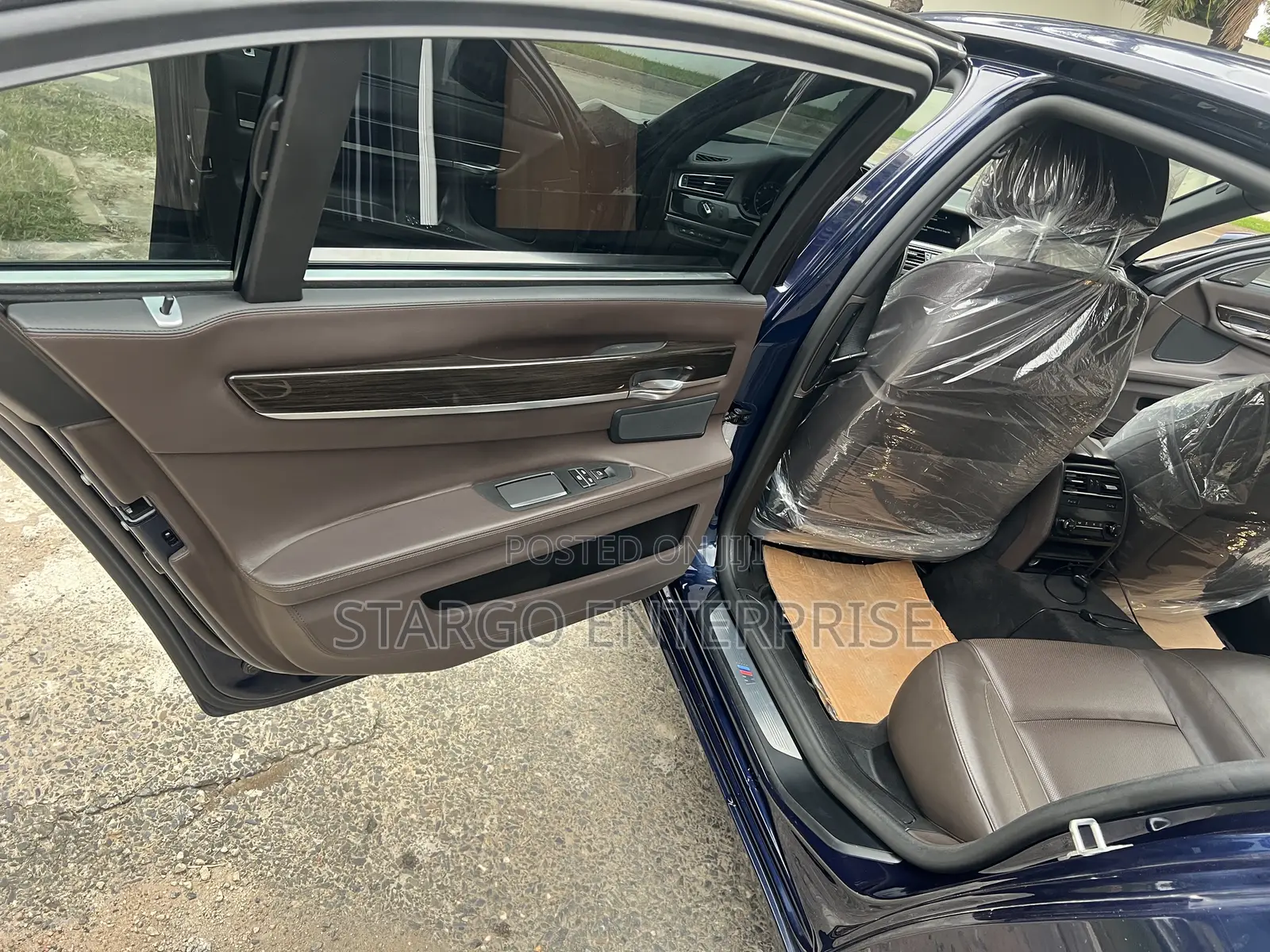 BMW 7 Series 750Li 4dr Sedan (4.4L 8cyl Turbo 8A) 2015 Blue