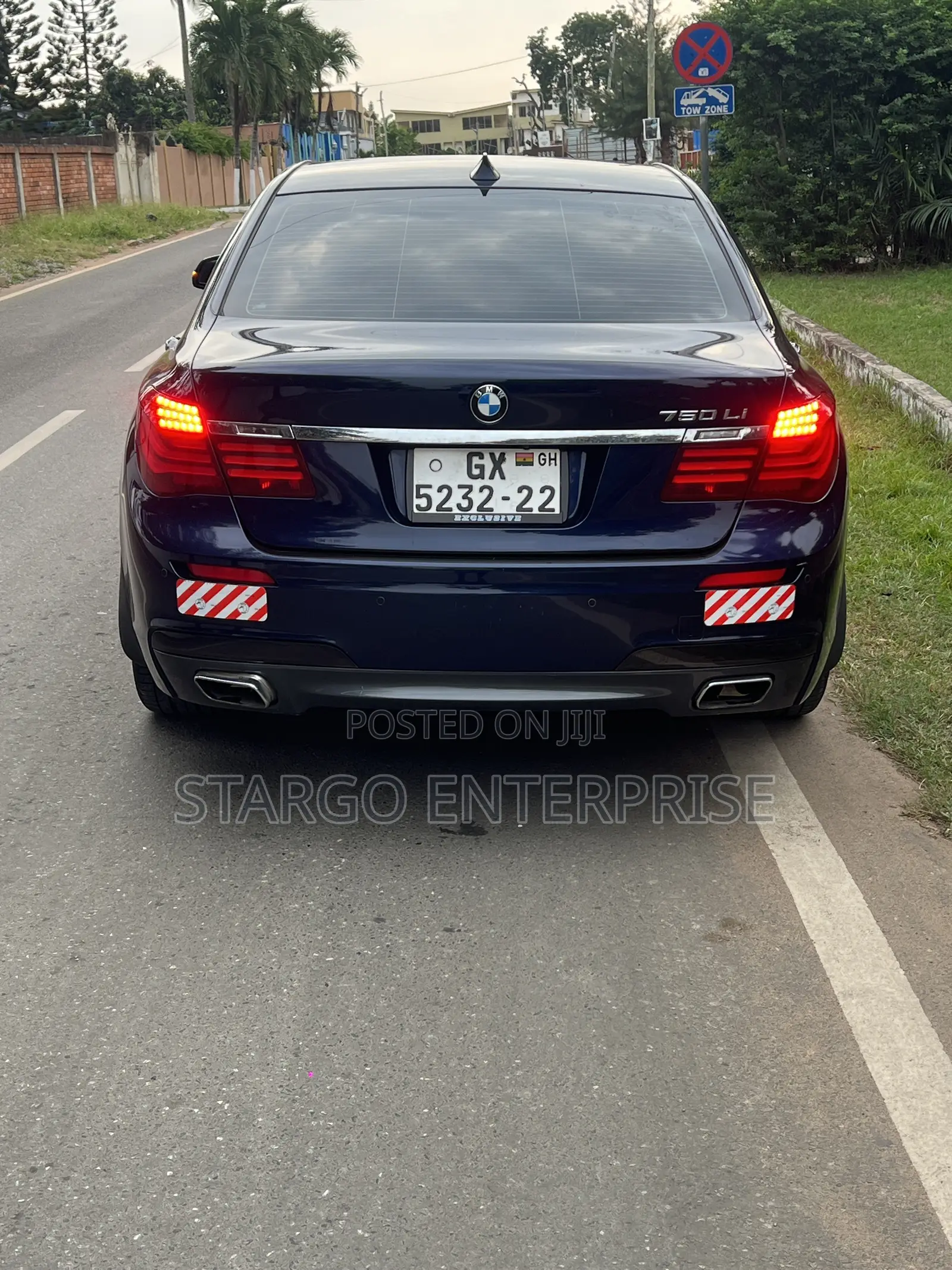 BMW 7 Series 750Li 4dr Sedan (4.4L 8cyl Turbo 8A) 2015 Blue