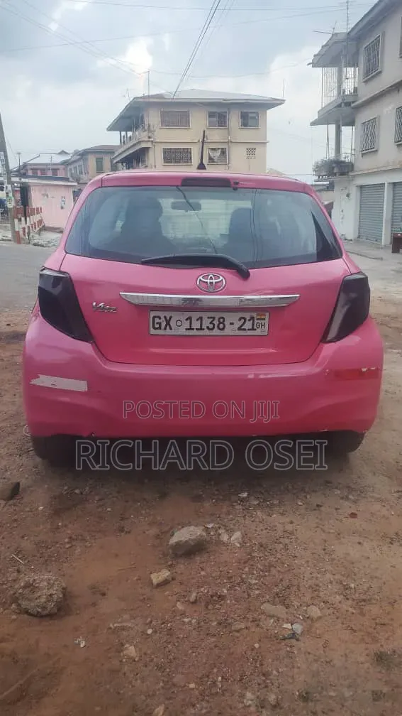 Toyota Vitz 2012 Pink