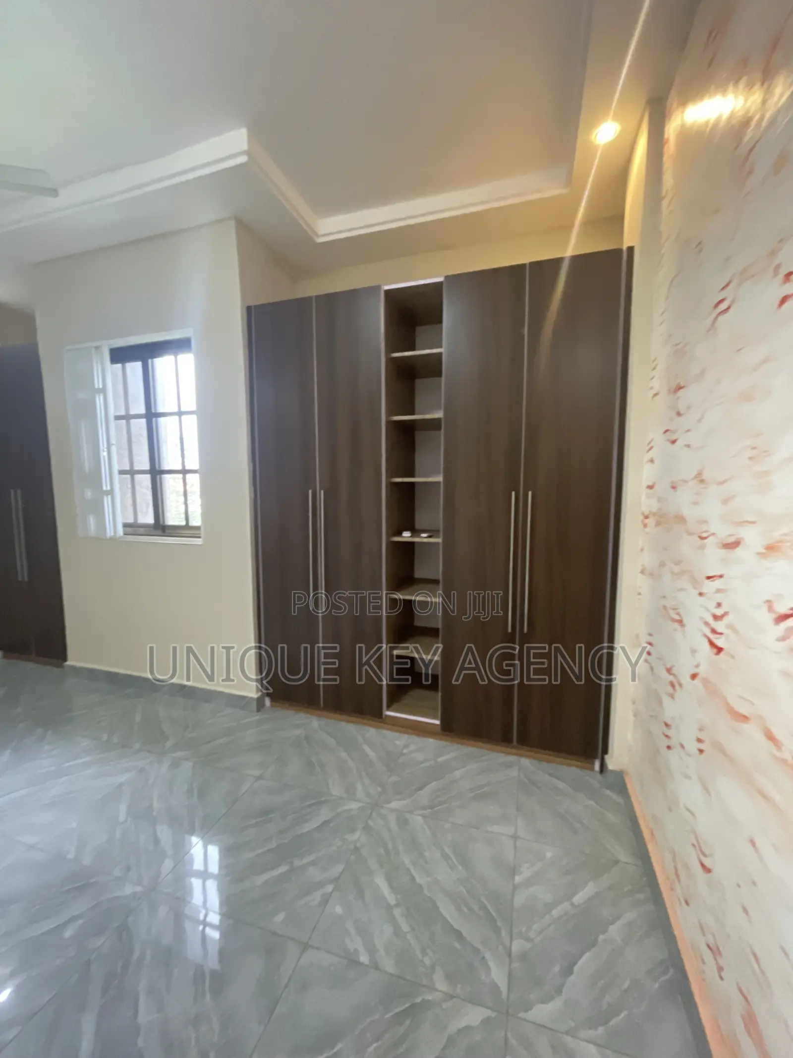 2bdrm Apartment in Unique Key Agency, West Legon for rent