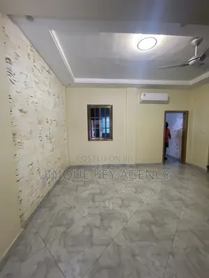 2bdrm Apartment in Unique Key Agency, West Legon for rent