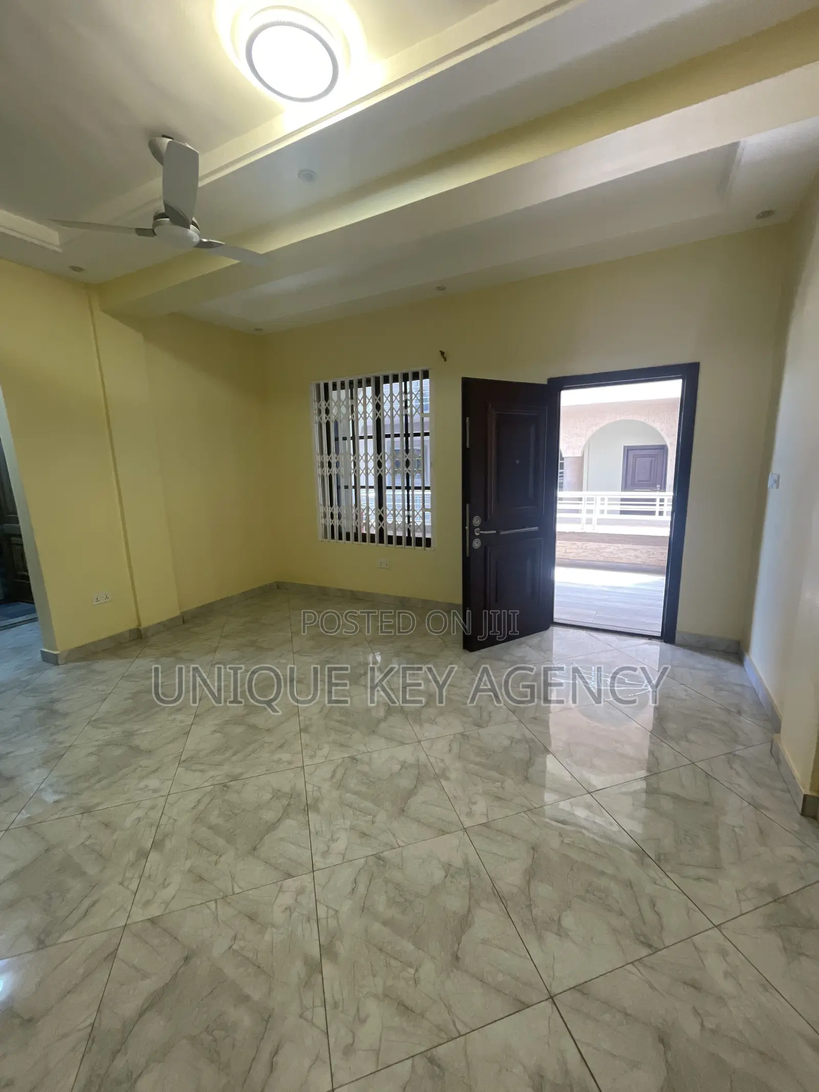 2bdrm Apartment in Unique Key Agency, West Legon for rent