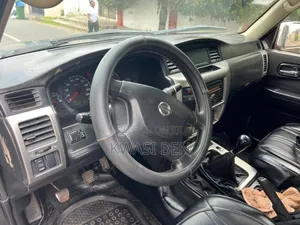 Nissan Patrol 2016 Gray