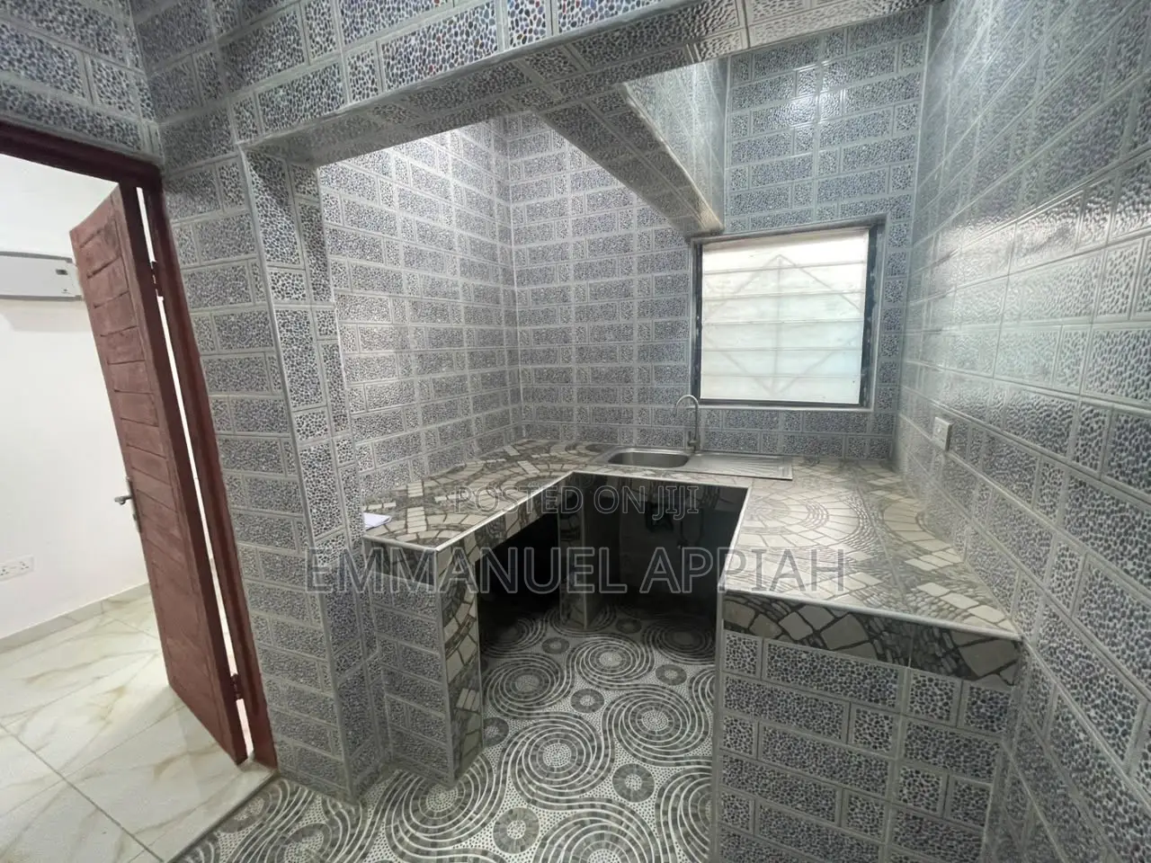 2bdrm House in Ablekuma Manhea for rent