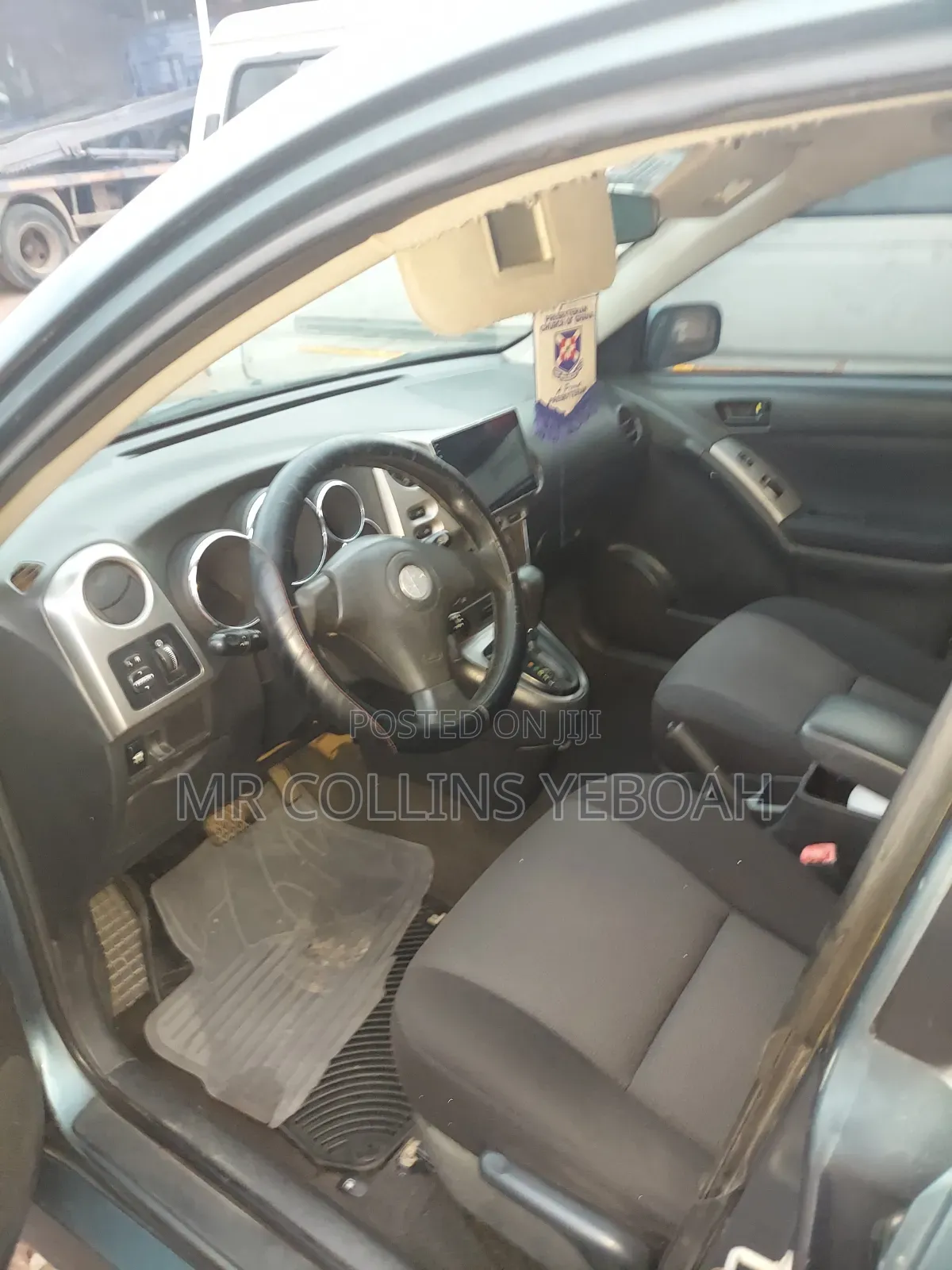 Pontiac Vibe 2006 Gray