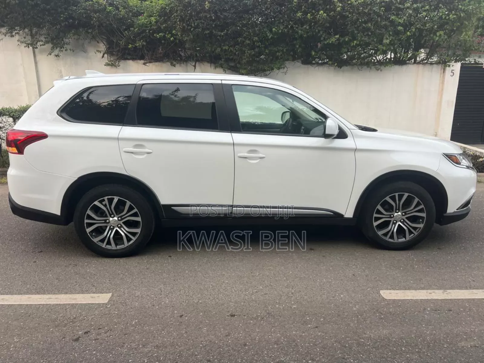 Mitsubishi Outlander 2018 White