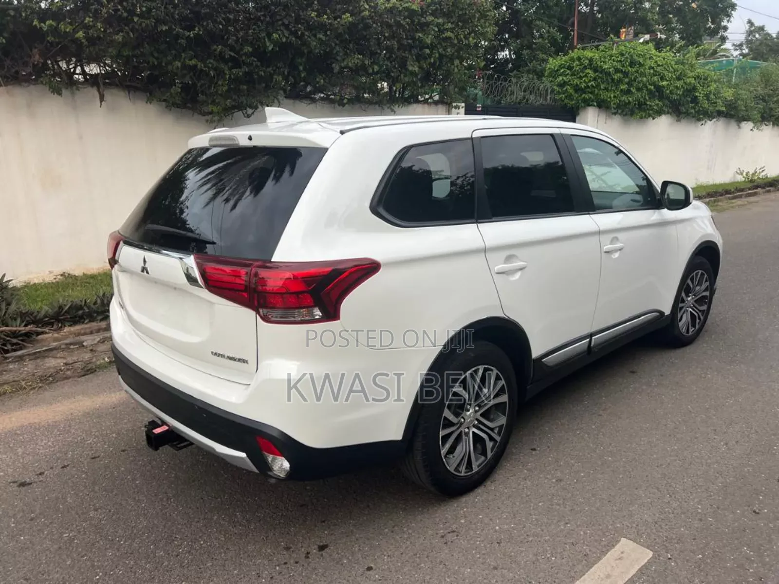 Mitsubishi Outlander 2018 White