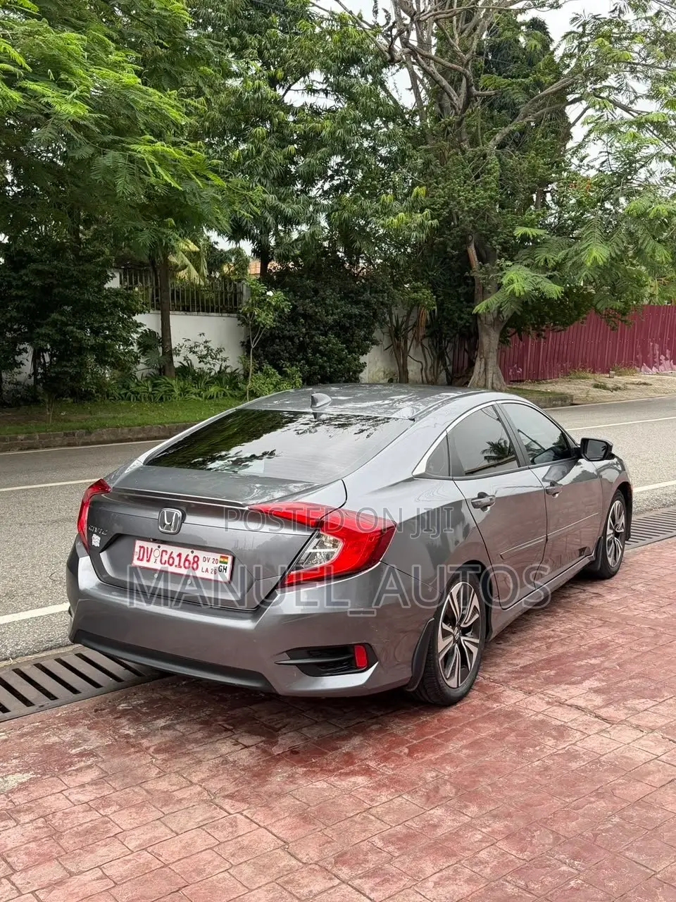 Honda Civic EX-L 4dr Sedan (1.5L 4cyl) 2017 Silver