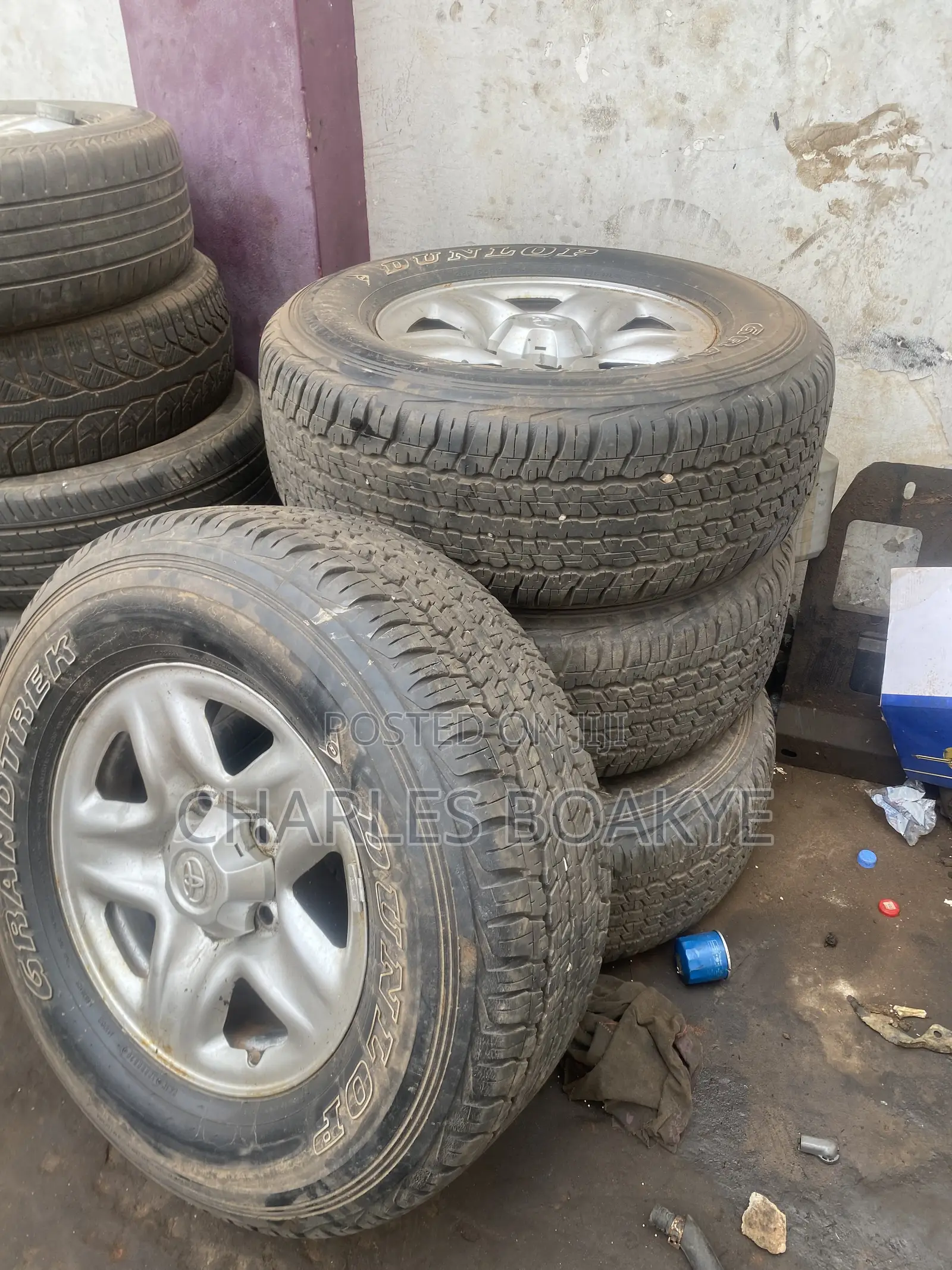 Tires and Rim Land Cruiser 200