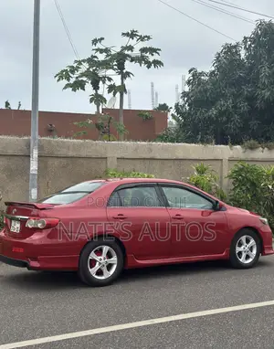 Toyota Corolla S 5-Speed 2013 Red