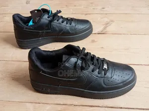 Men's Casual Sneakers