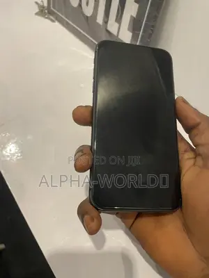 Apple iPhone 11 64 GB Black