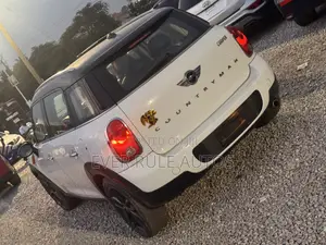 Mini Countryman Cooper FWD 2014 White