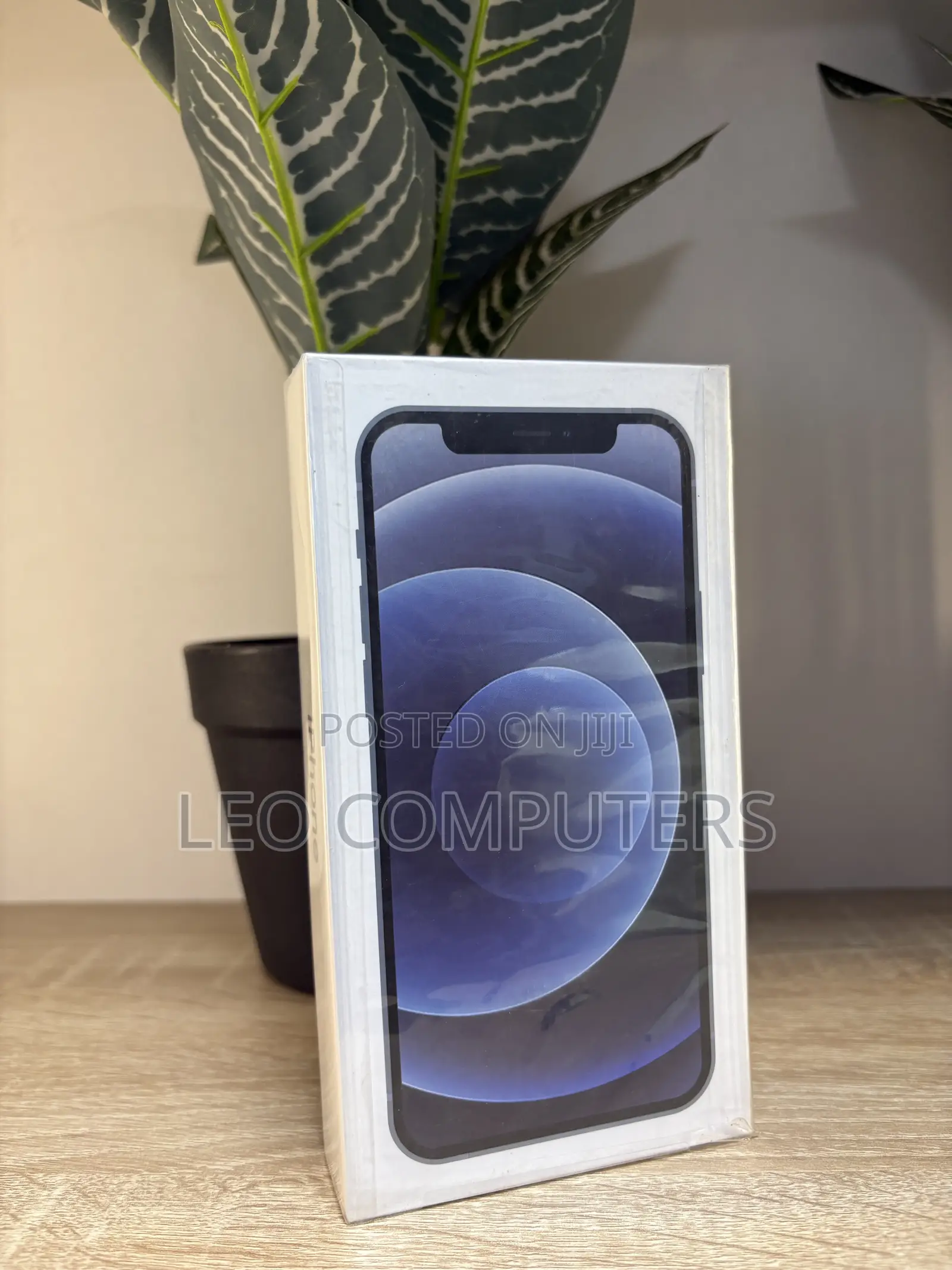 New Apple iPhone 12 128 GB Black