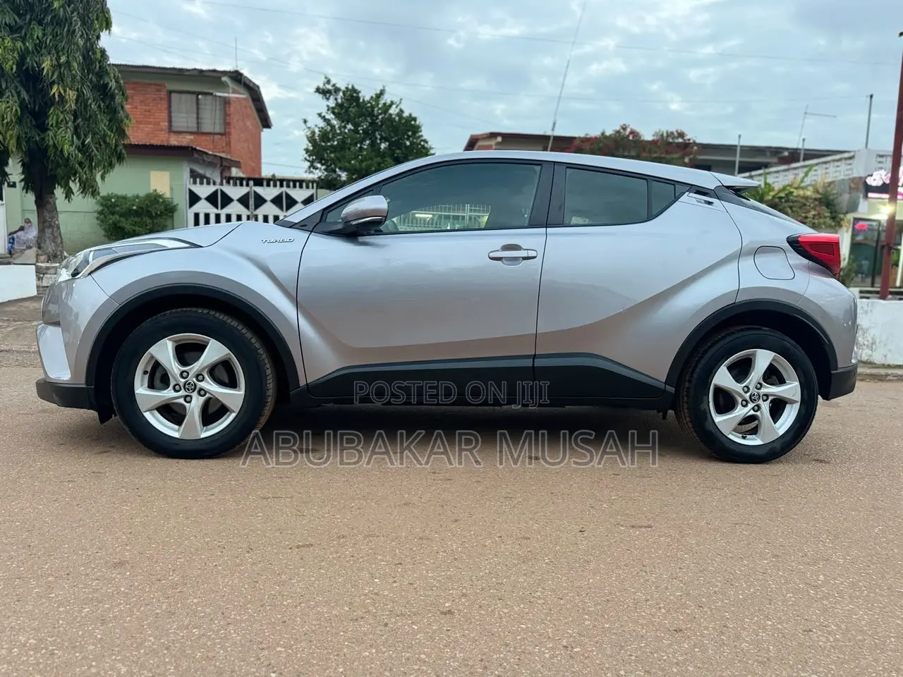 Toyota C-HR 2024 Gray