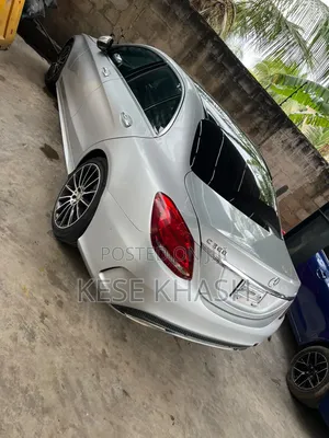 Mercedes-Benz C300 2016 Silver