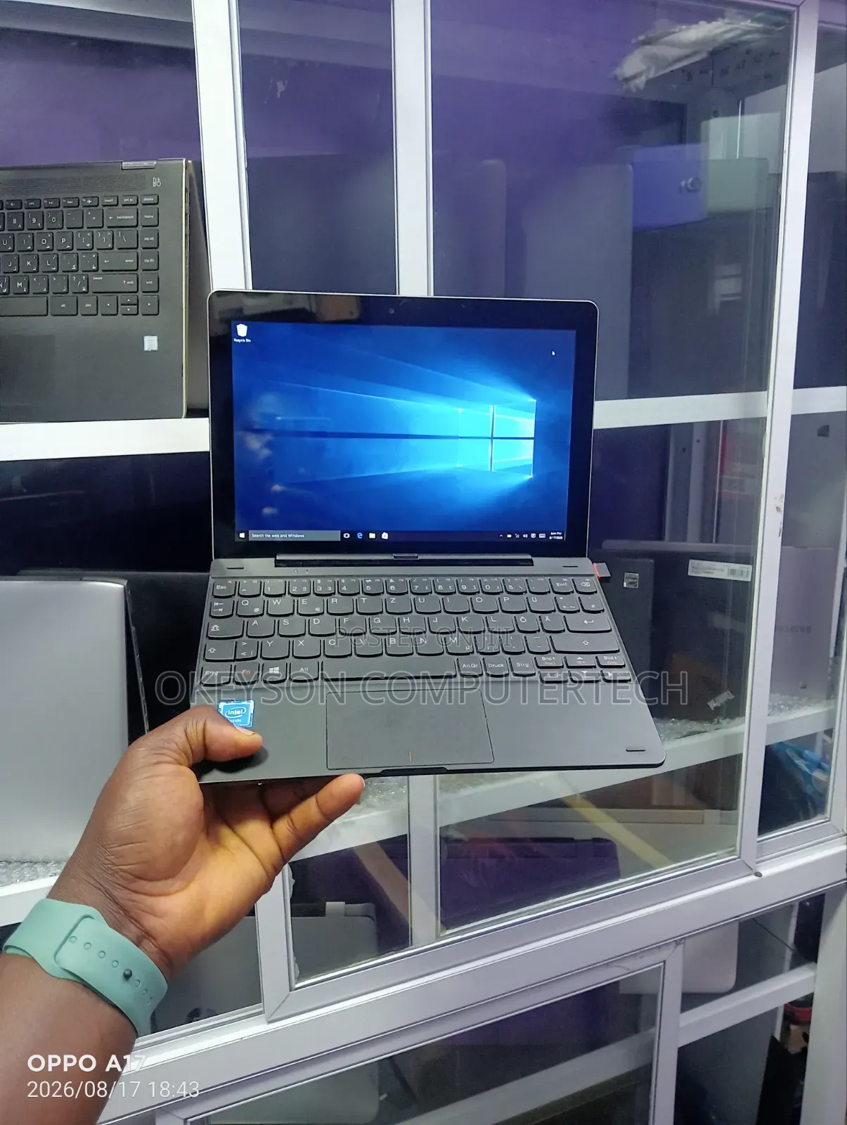 Laptop Lenovo Miix 3 2GB Intel SSD 32GB
