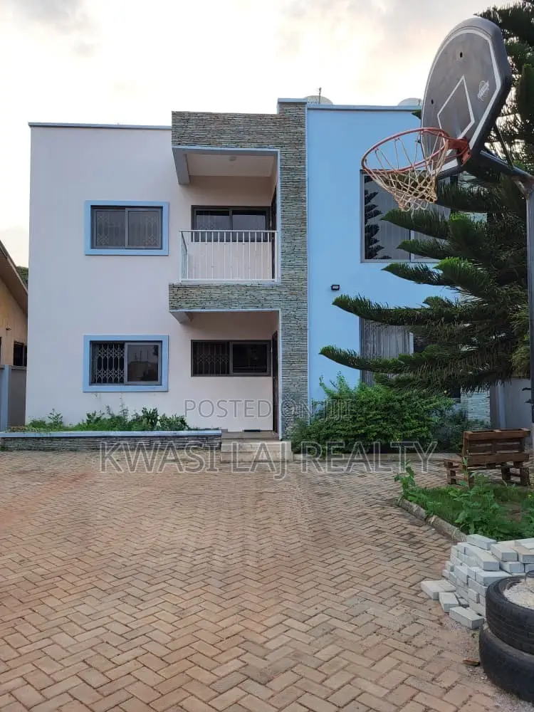 2bdrm Apartment in New Bortianor, Weija for rent
