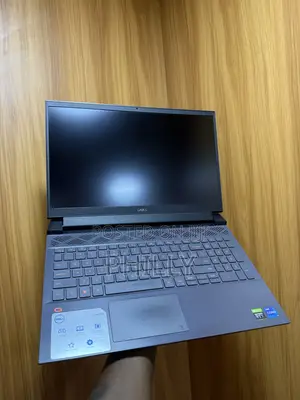 Laptop Dell G15 5520 16GB Intel Core i7 SSD 1T