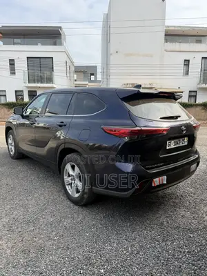 Toyota Highlander LE AWD 2023 Blue