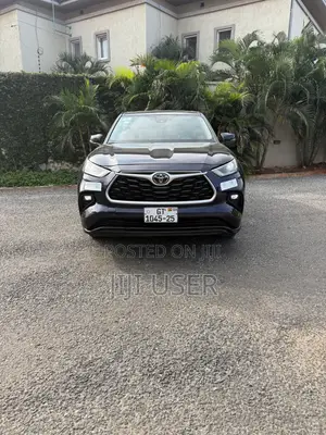 Toyota Highlander LE AWD 2023 Blue