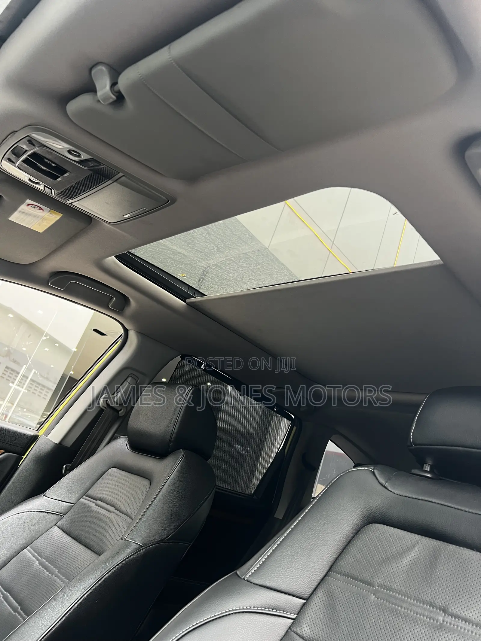 Honda CR-V Touring AWD 2018 Green