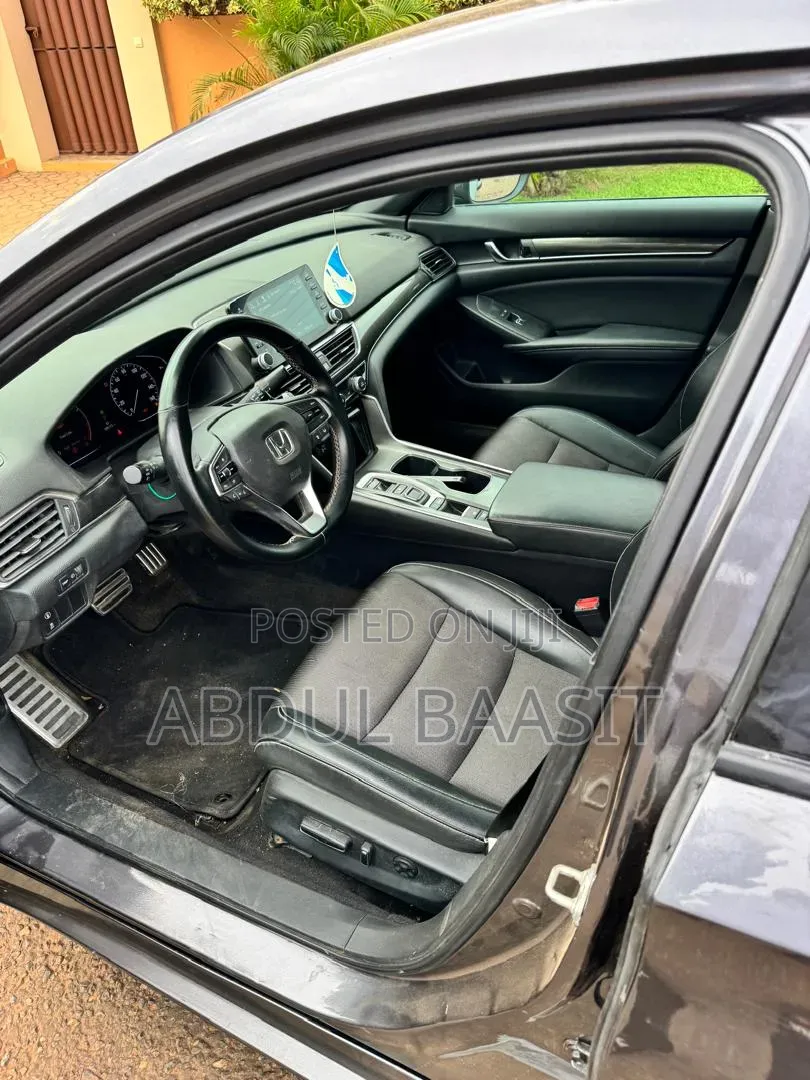 Honda Accord 2018 Burgundy