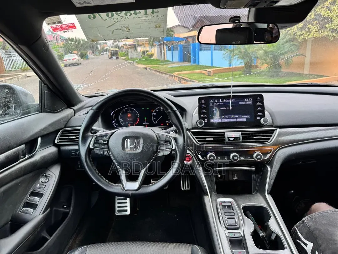Honda Accord 2018 Burgundy