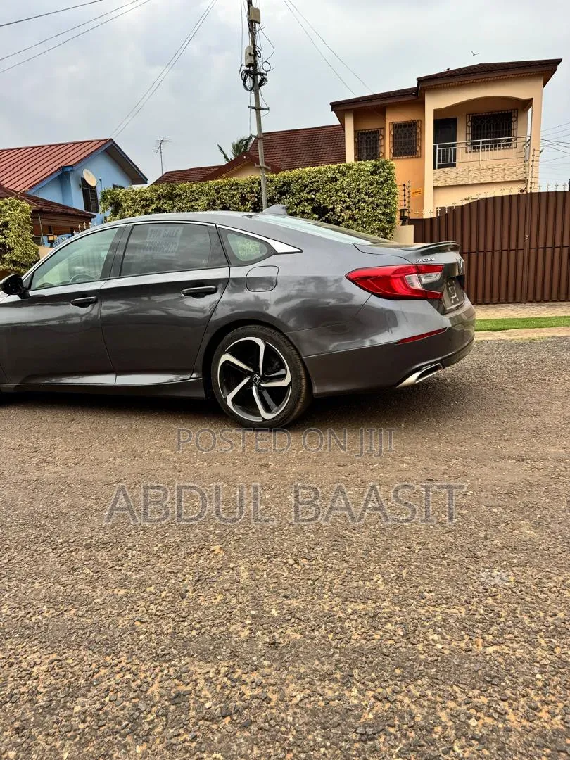 Honda Accord 2018 Burgundy
