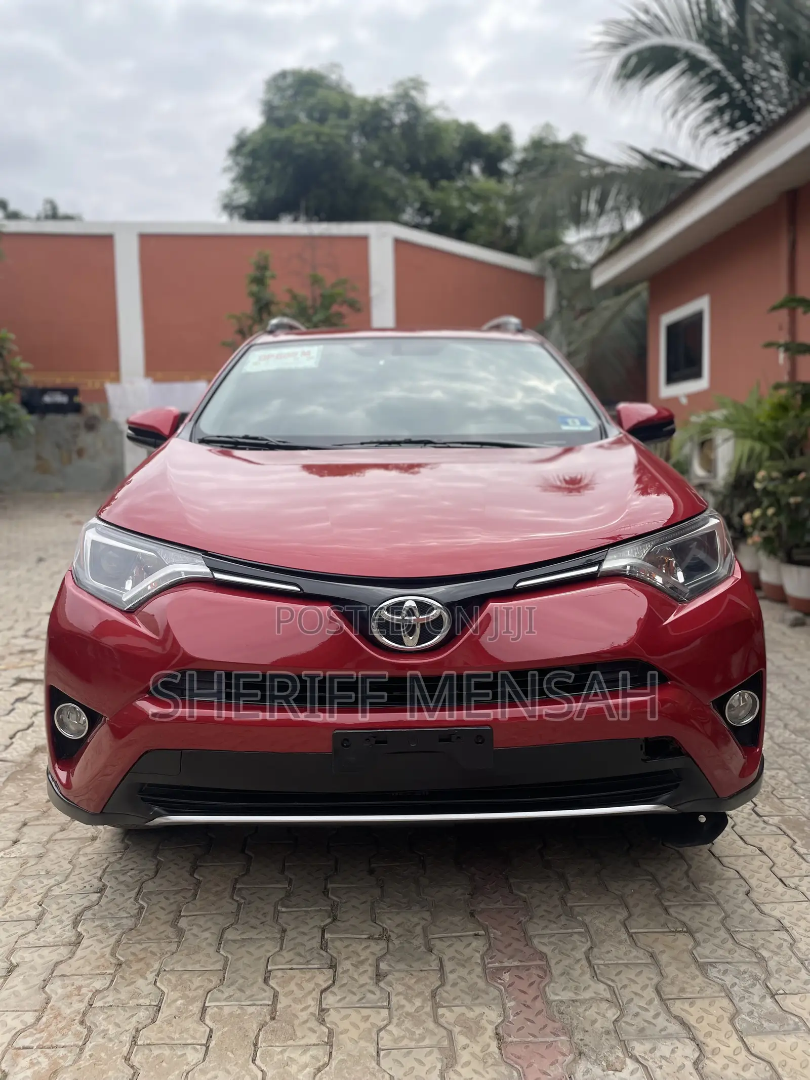 Toyota RAV4 XLE AWD (2.5L 4cyl 6A) 2016 Red