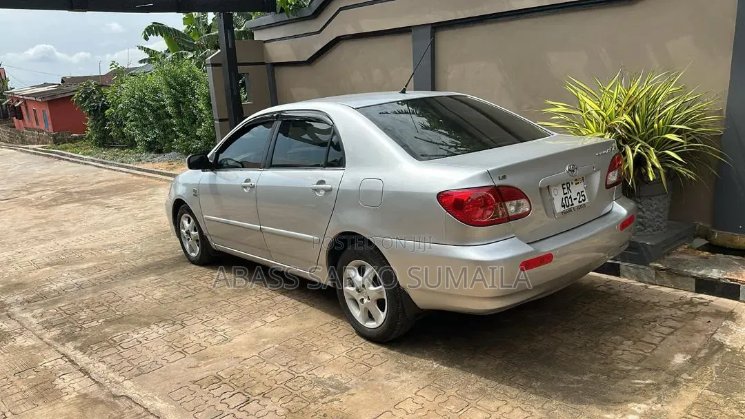Toyota Corolla 2013 Silver