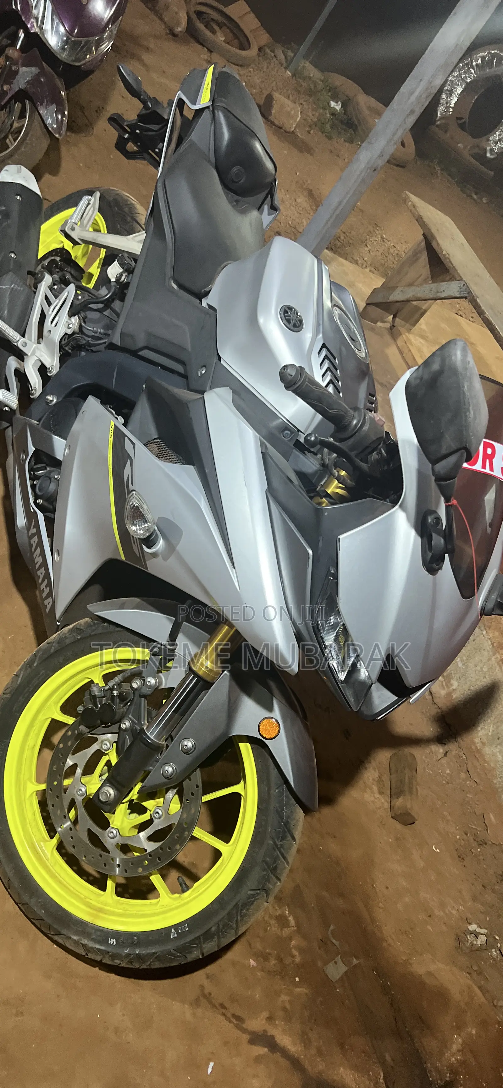 Yamaha R15 V3 2025 Gray