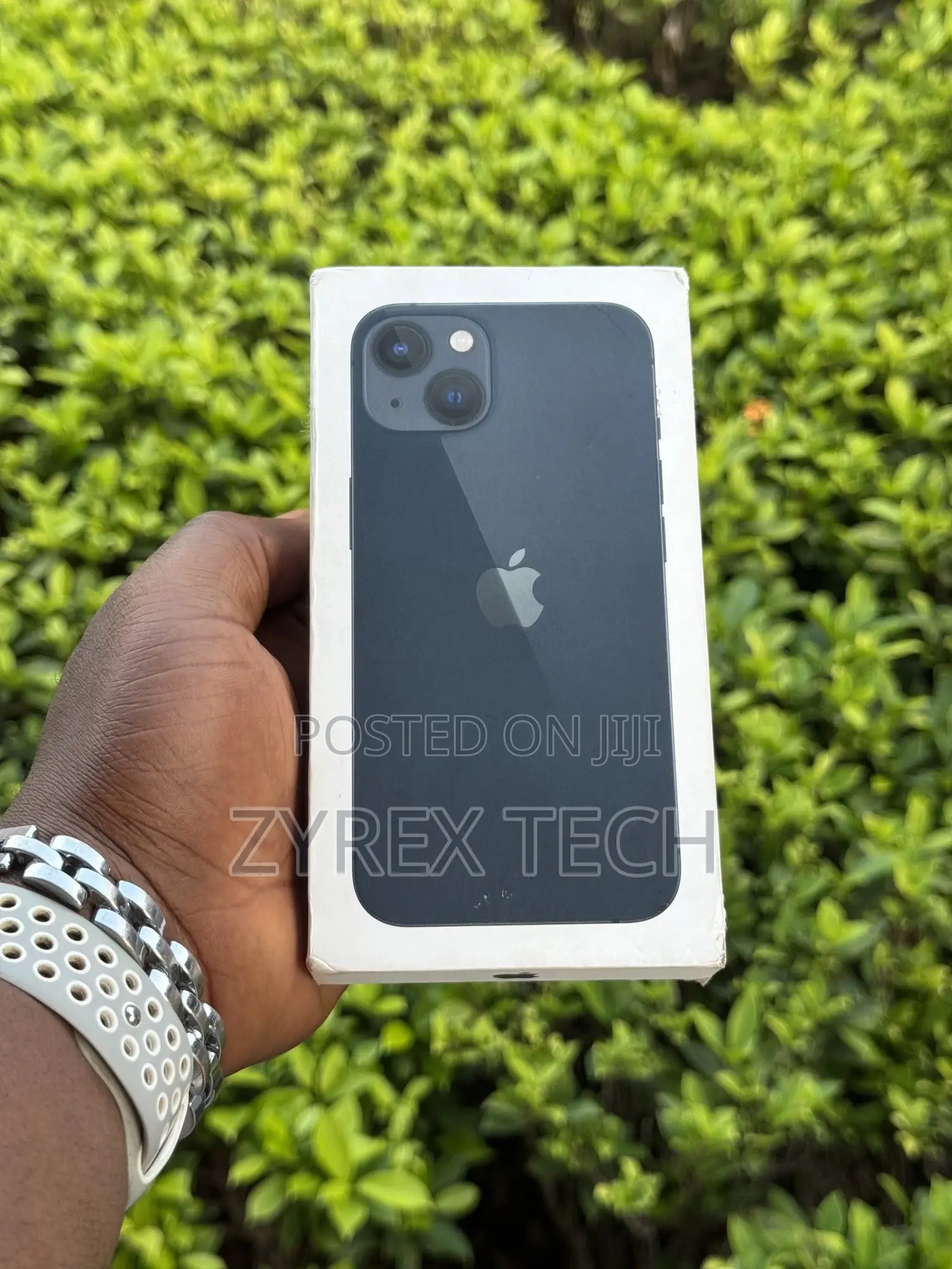 New Apple iPhone 13 128 GB Blue