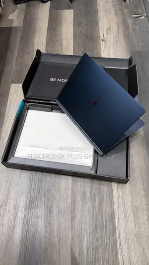 Laptop Alienware 16 Aurora 32GB Intel Core 7 SSD 1T