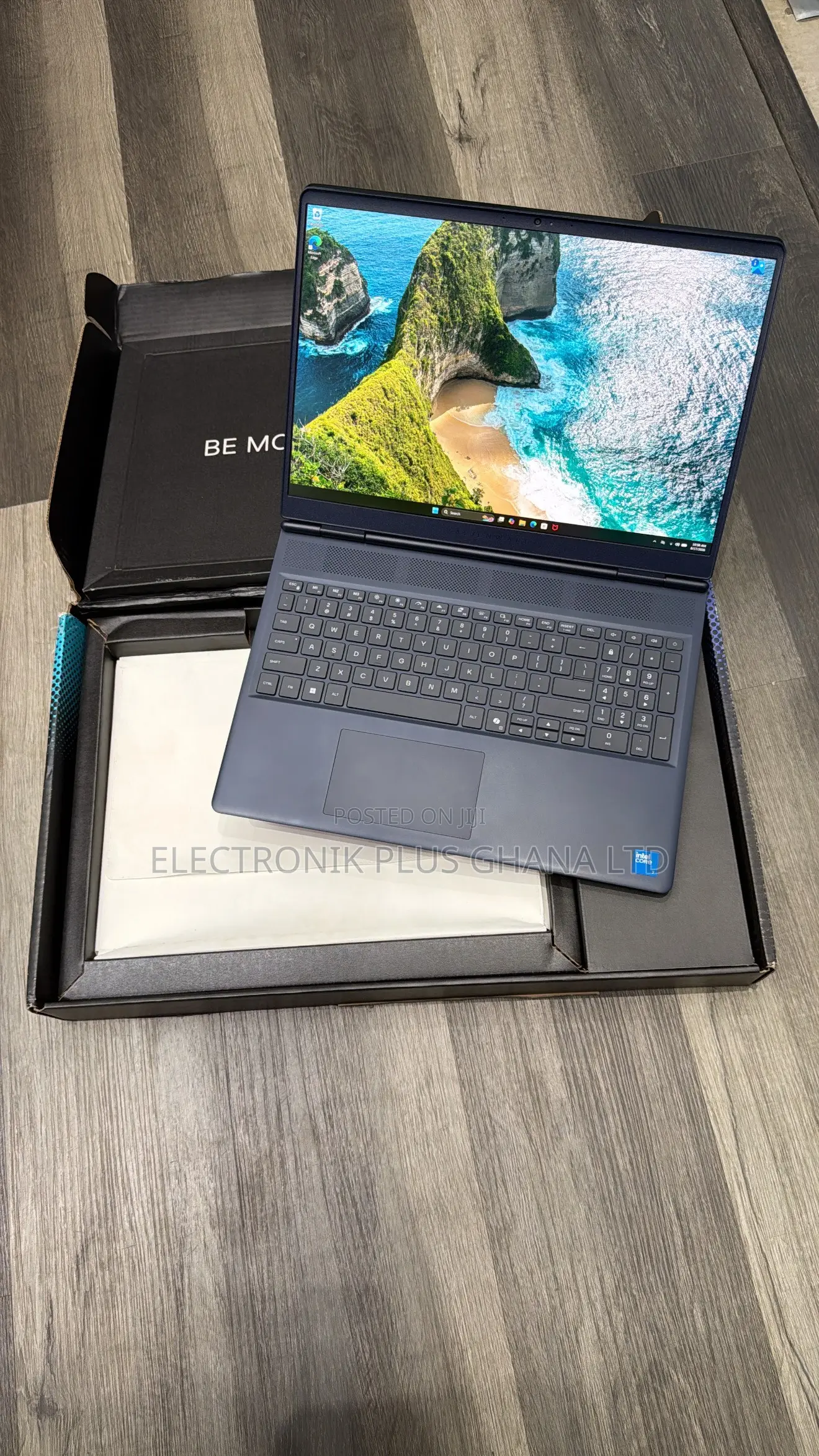 Laptop Alienware 16 Aurora 32GB Intel Core 7 SSD 1T