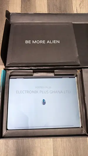 Laptop Alienware 16 Aurora 32GB Intel Core 7 SSD 1T
