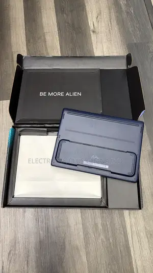 Laptop Alienware 16 Aurora 32GB Intel Core 7 SSD 1T