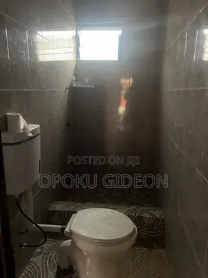 1bdrm Room & Parlour in Ablekuma, Olebu for rent