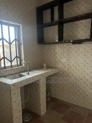 1bdrm Room & Parlour in Ablekuma, Olebu for rent