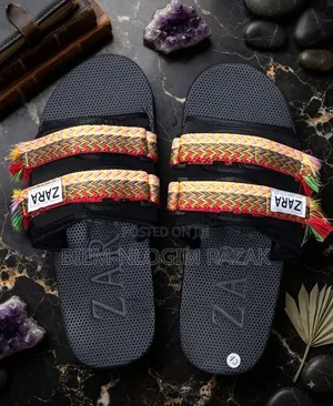 High Quality Zara Slides Available in Stock